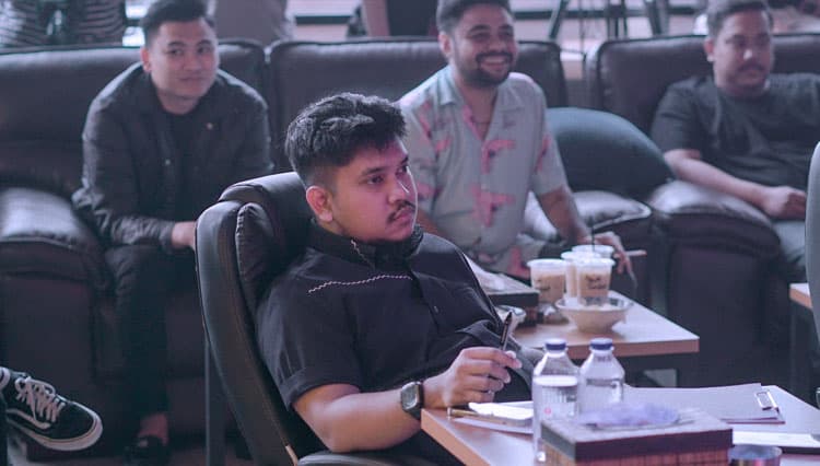 Jago Bikin Iklan Viral, Aripat Mampu Pimpin Marketing Agency di Usia Muda