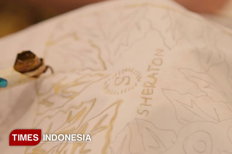 Sheraton Surabaya Membatik Ramah Lingkungan dari Ampas Teh dan Kopi