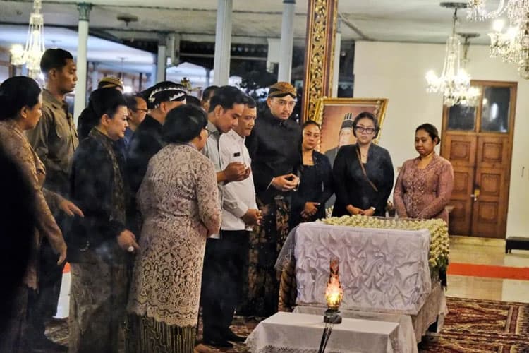 Tedjowulan Akan Kumpulkan Kerabat Bahas Suksesi Keraton Surakarta