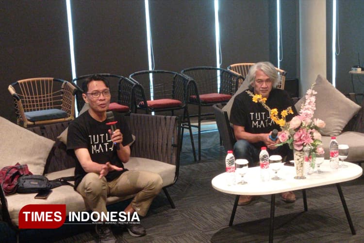 Warna Warni Tanpa Suara dalam Karya Fotografi Disabilitas Bisu Tuli