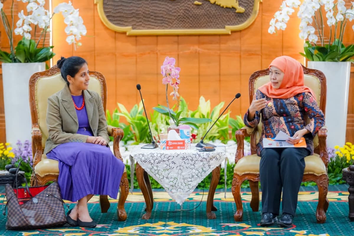 Gubernur Khofifah Terima Audiensi Swaniti Initiative, Jatim Perkuat Energi Terbarukan
