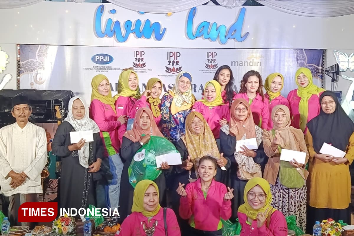 IPIP Salurkan Santunan untuk Penggali Kubur hingga Guru Ngaji di Surabaya