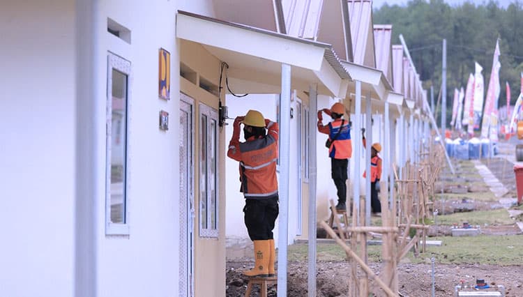 Bangun Infratsruktur Kelistrikan di Huntara Erupsi Semeru, PLN Gelontorkan 5,09 Miliar